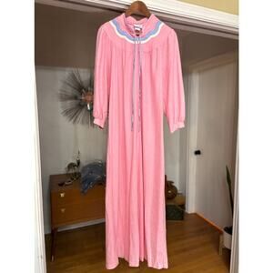 Vintage It's a Charm Pink Lounge Dress Size M